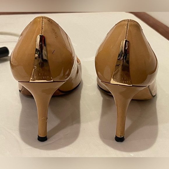 Stuart Weitzman Beige Open Toe Heels Size 8 - Picture 3 of 11